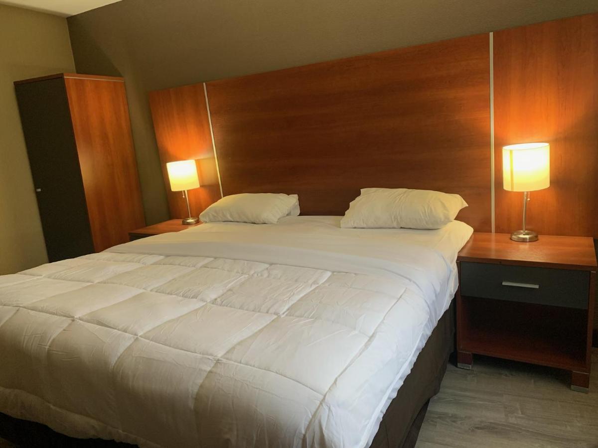 Sky Hotel Flushing/Laguardia Airport New York Bagian luar foto