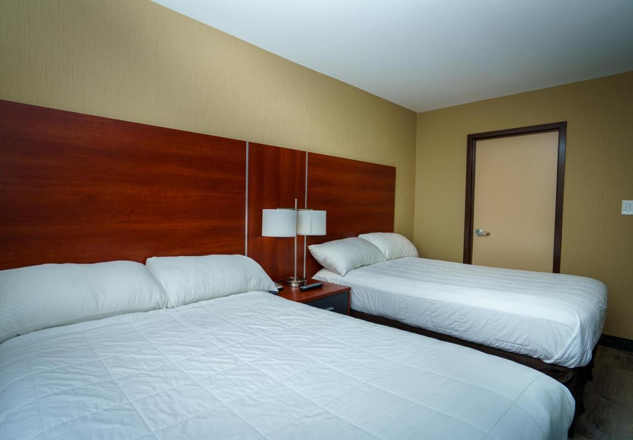 Sky Hotel Flushing/Laguardia Airport New York Bagian luar foto